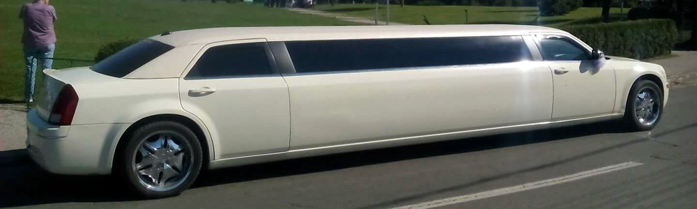 Limuzine de inchiriat Chrysler